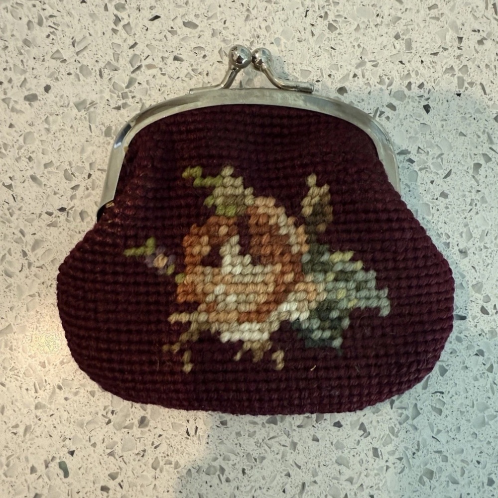 Fiona Chan Purse (with coin purse) - Picture 5 of 7